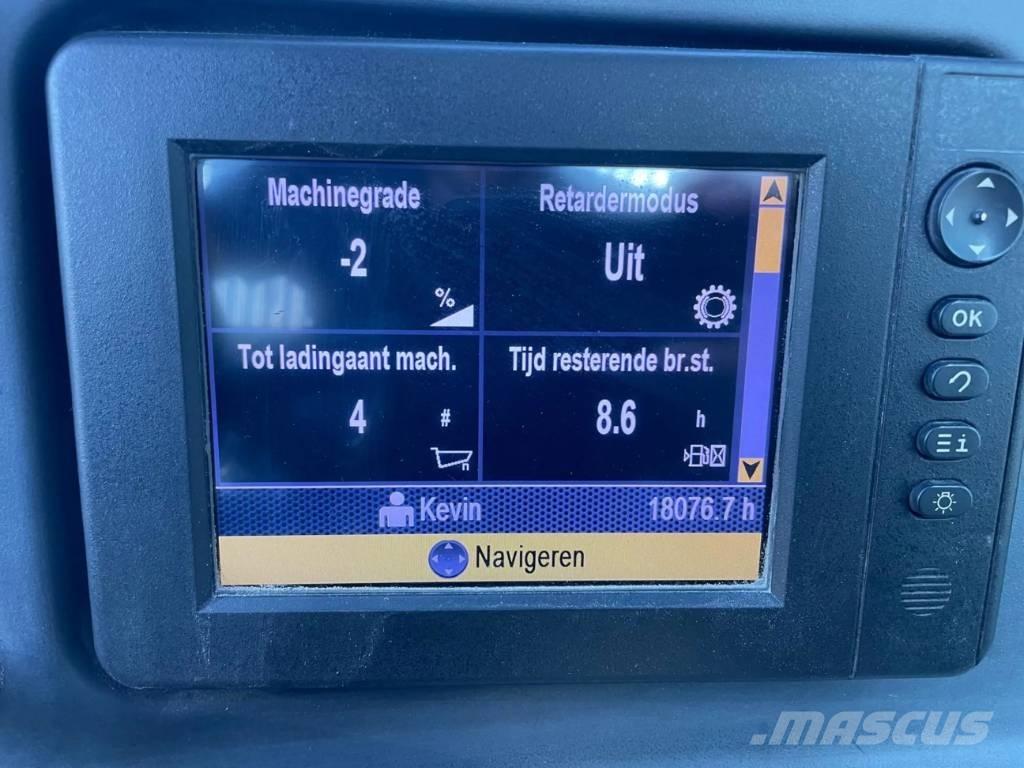 CAT 740B Kloubové dempry