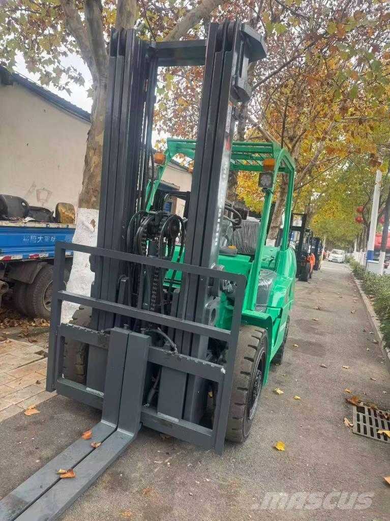 Mitsubishi 5t Dieselové vozíky