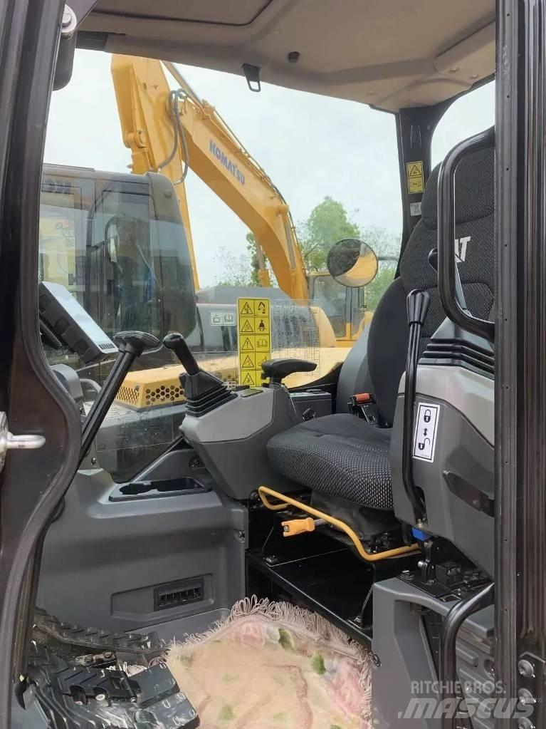 CAT 306.5 Mini rýpadla < 7t