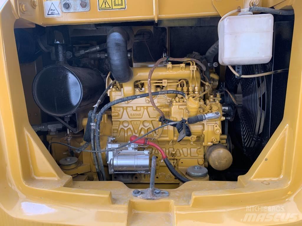 CAT 305.5E2 Pásová rýpadla