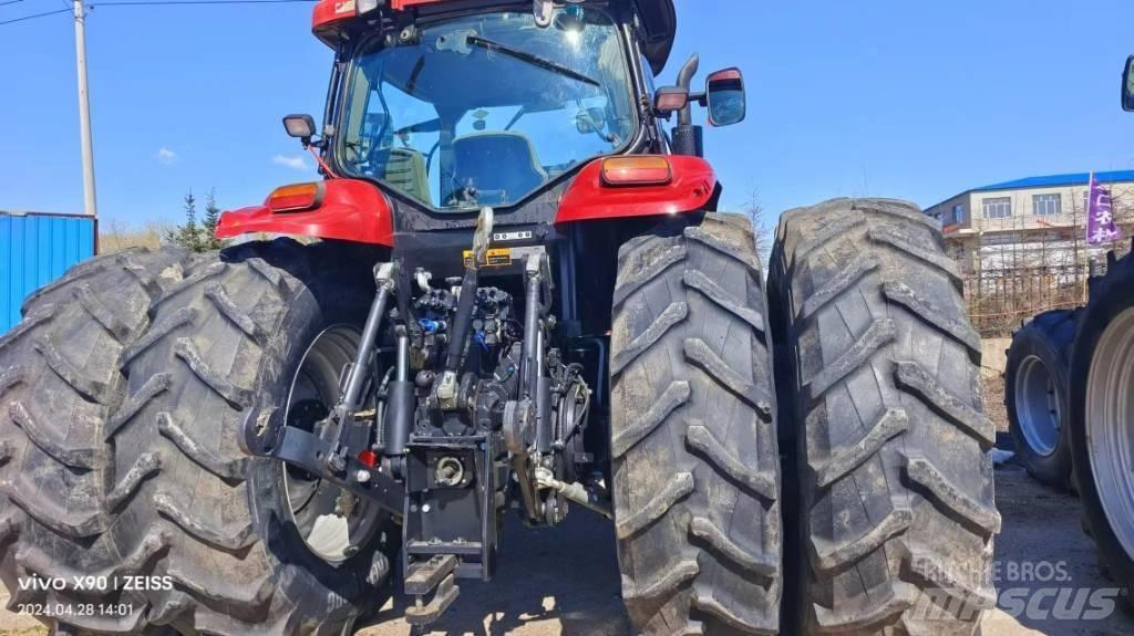 Case IH PUMA 2304 Traktory