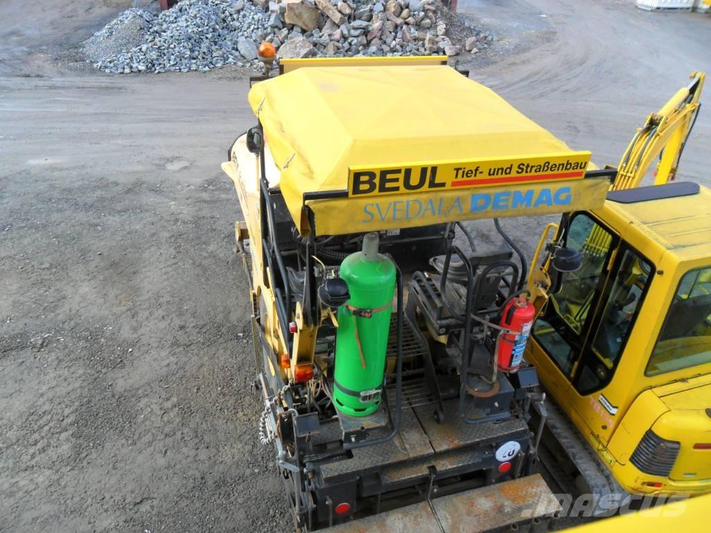 Demag DF 65 P Finišery