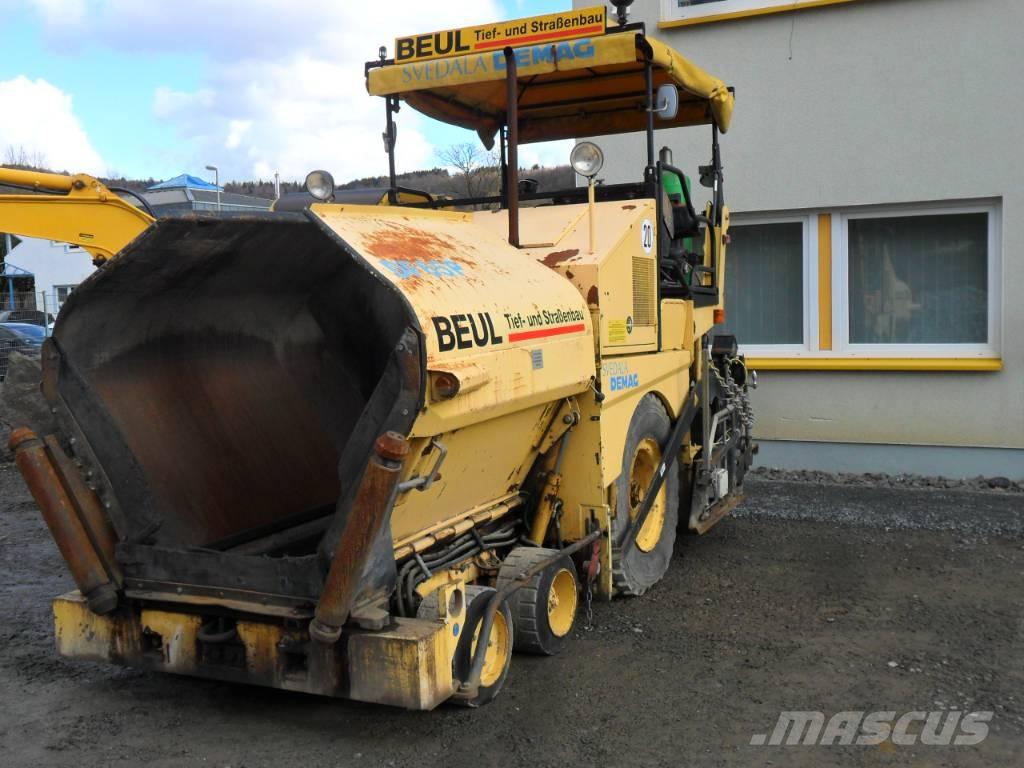 Demag DF 65 P Finišery