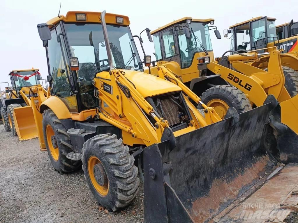 JCB 3 CX Rýpadlo-nakladače
