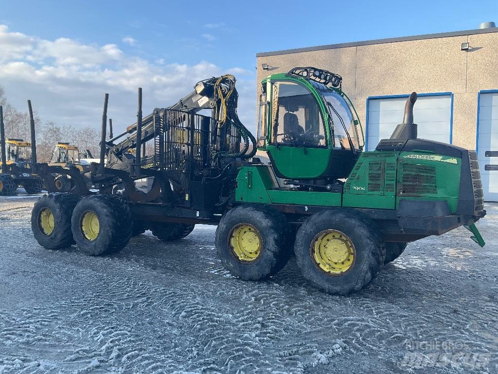 John Deere 1510G Vyvážecí traktory