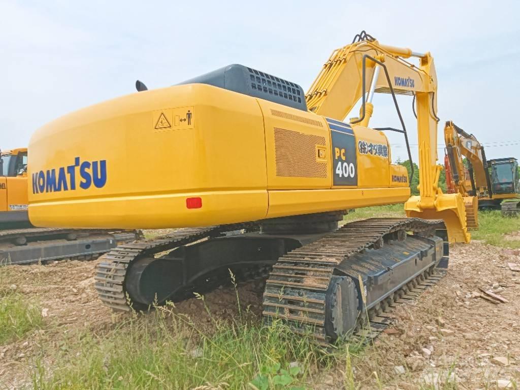Komatsu PC 400-7 Pásová rýpadla