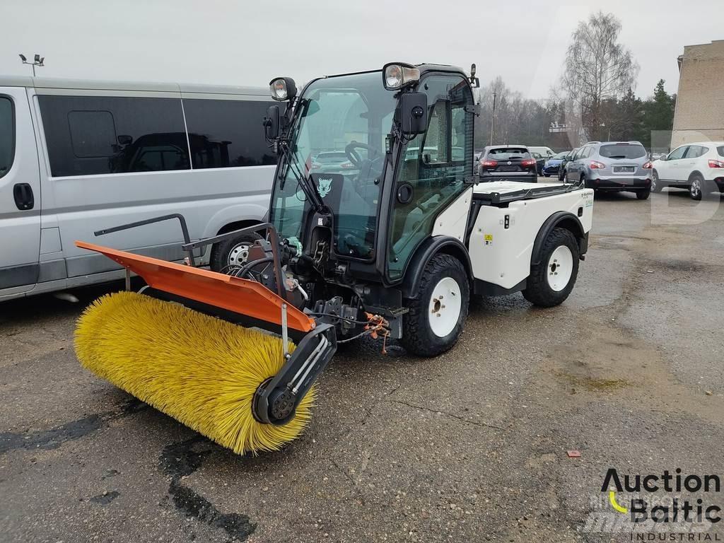Multihog CX75 Zametací stroje