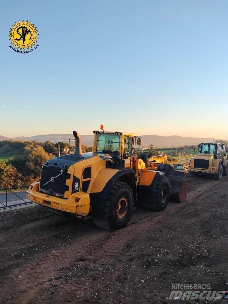 Volvo L 220 G Kolové nakladače