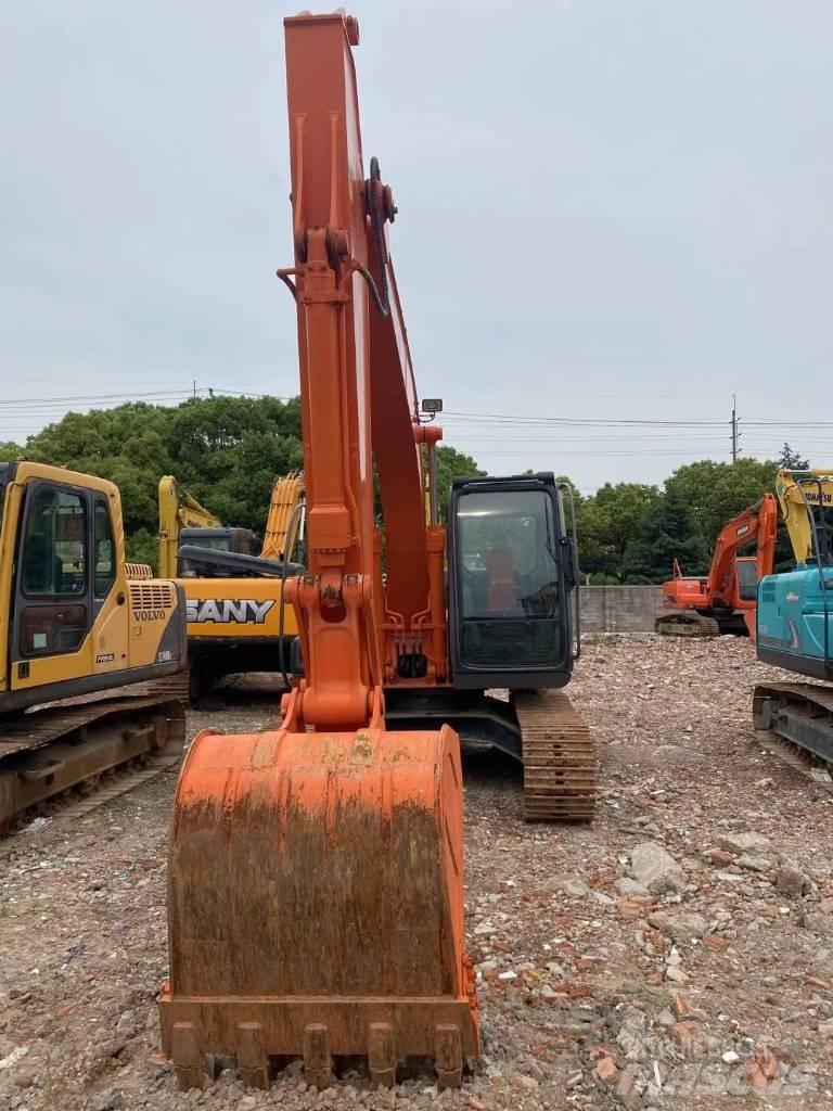 Hitachi ZX 120 Pásová rýpadla