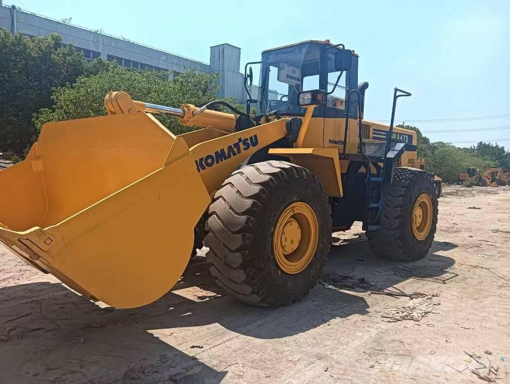 CAT 966 H Kolové nakladače