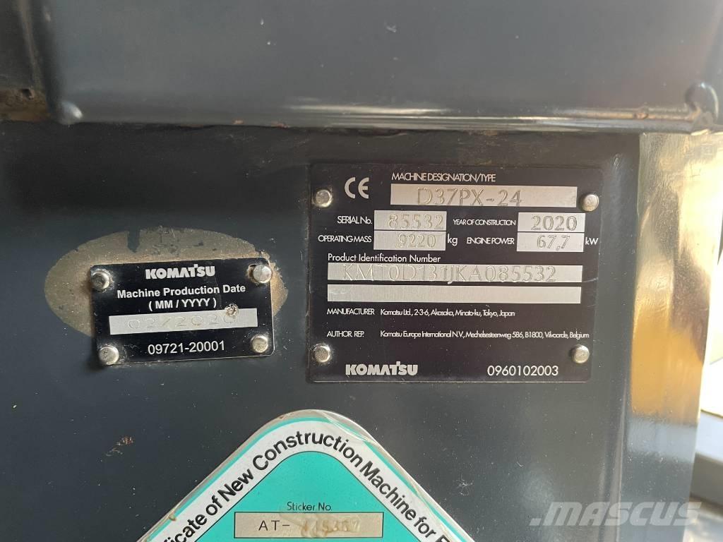 Komatsu D 37 PX-24 Pásové dozery
