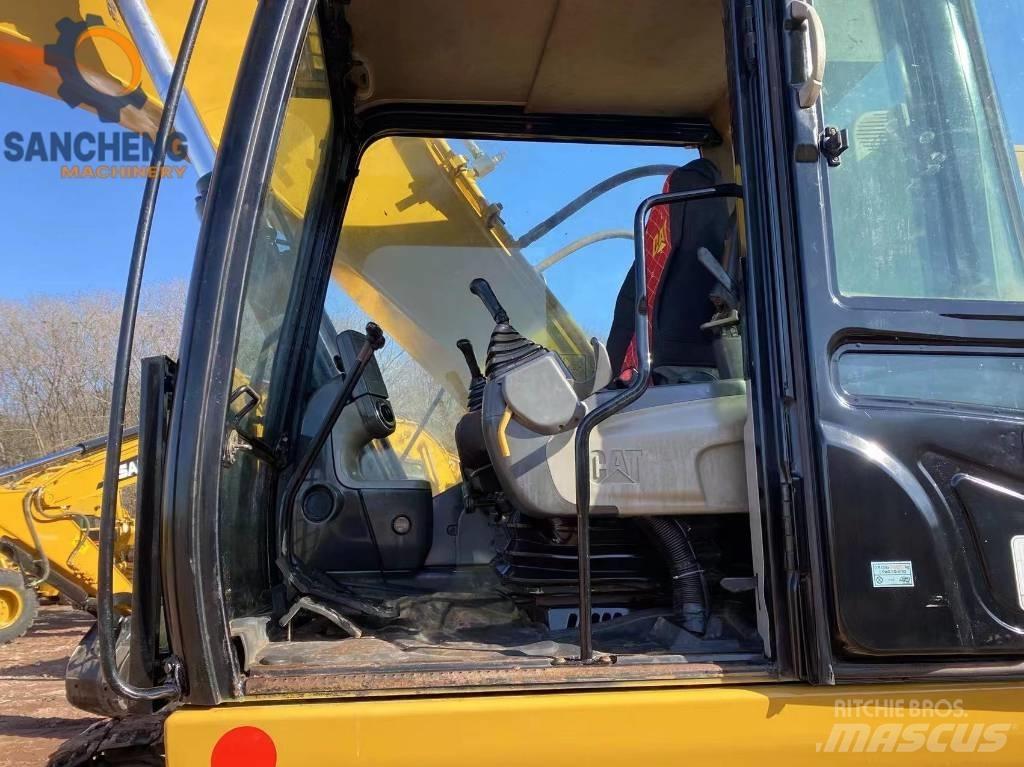 CAT 325 D Pásová rýpadla