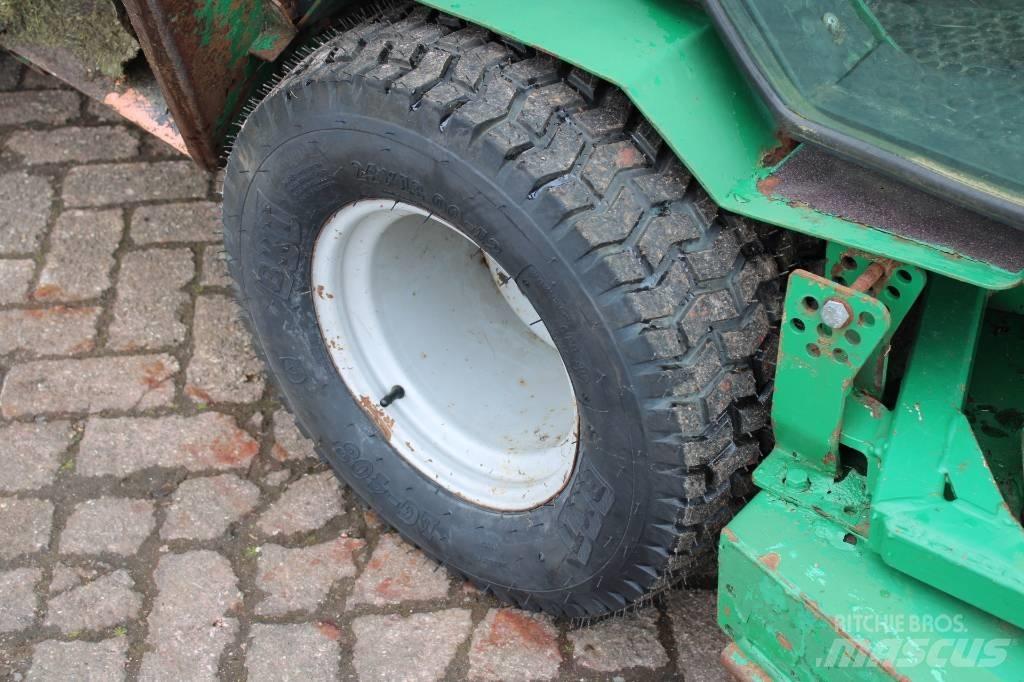 Ransomes Terrax Samojízdné sekačky