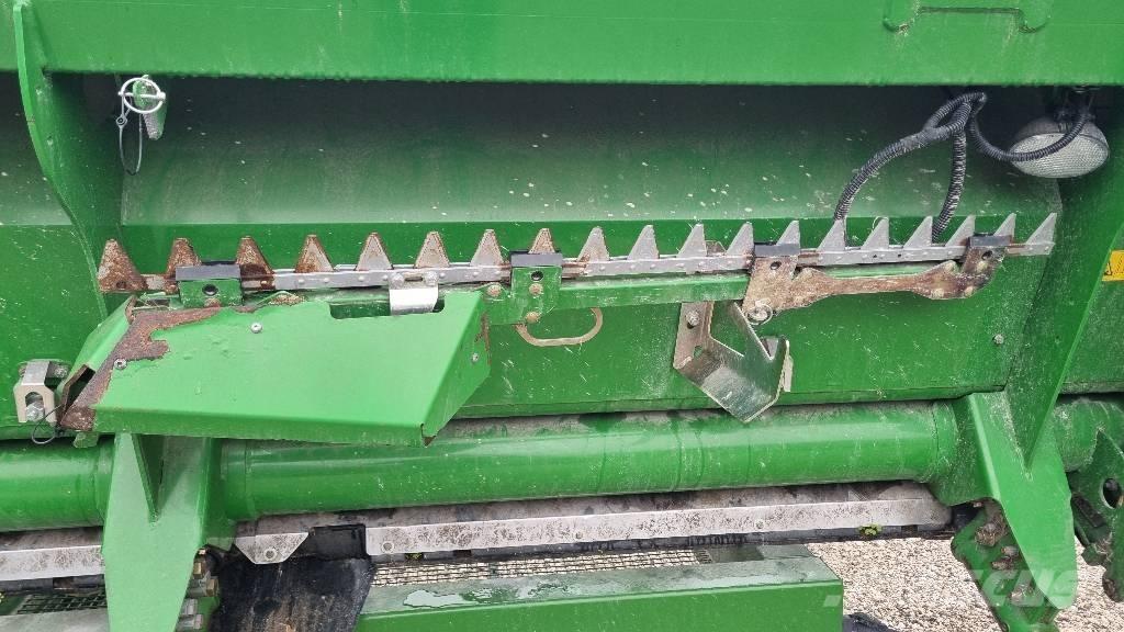 John Deere T670i Sklízecí mlátičky