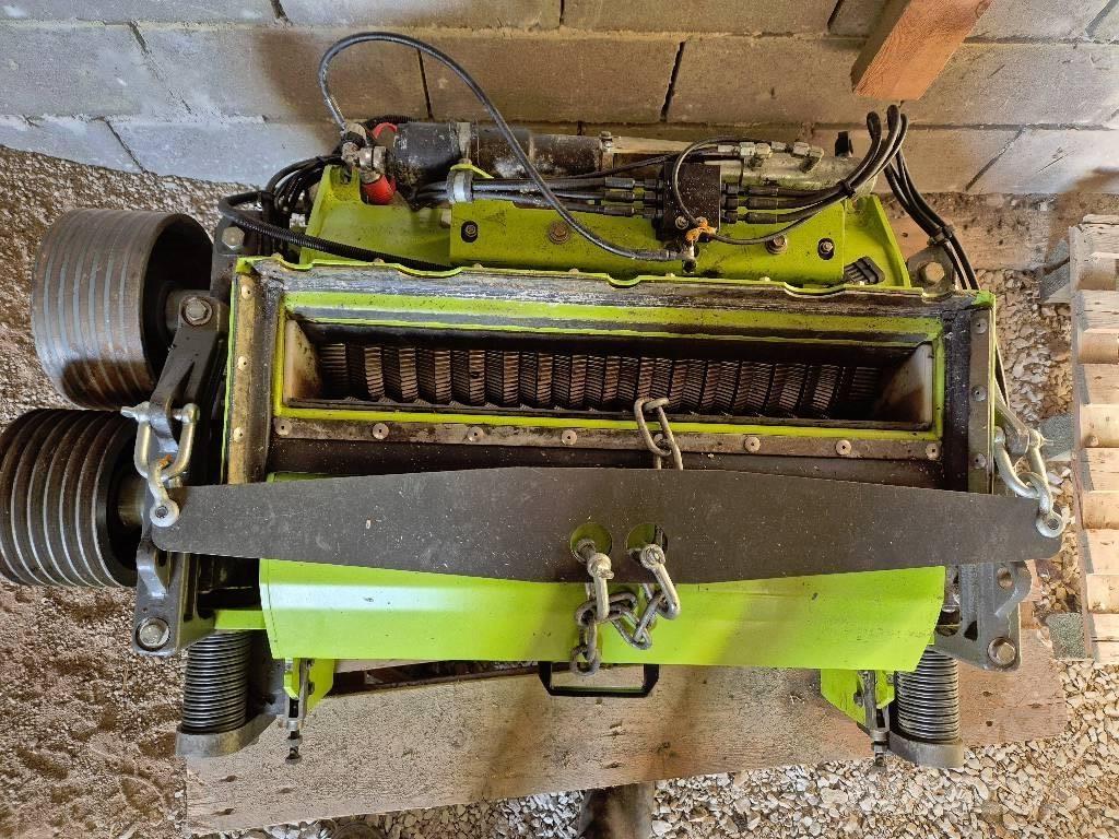 CLAAS Jaguar 960 4WD Samojízdné sekačky