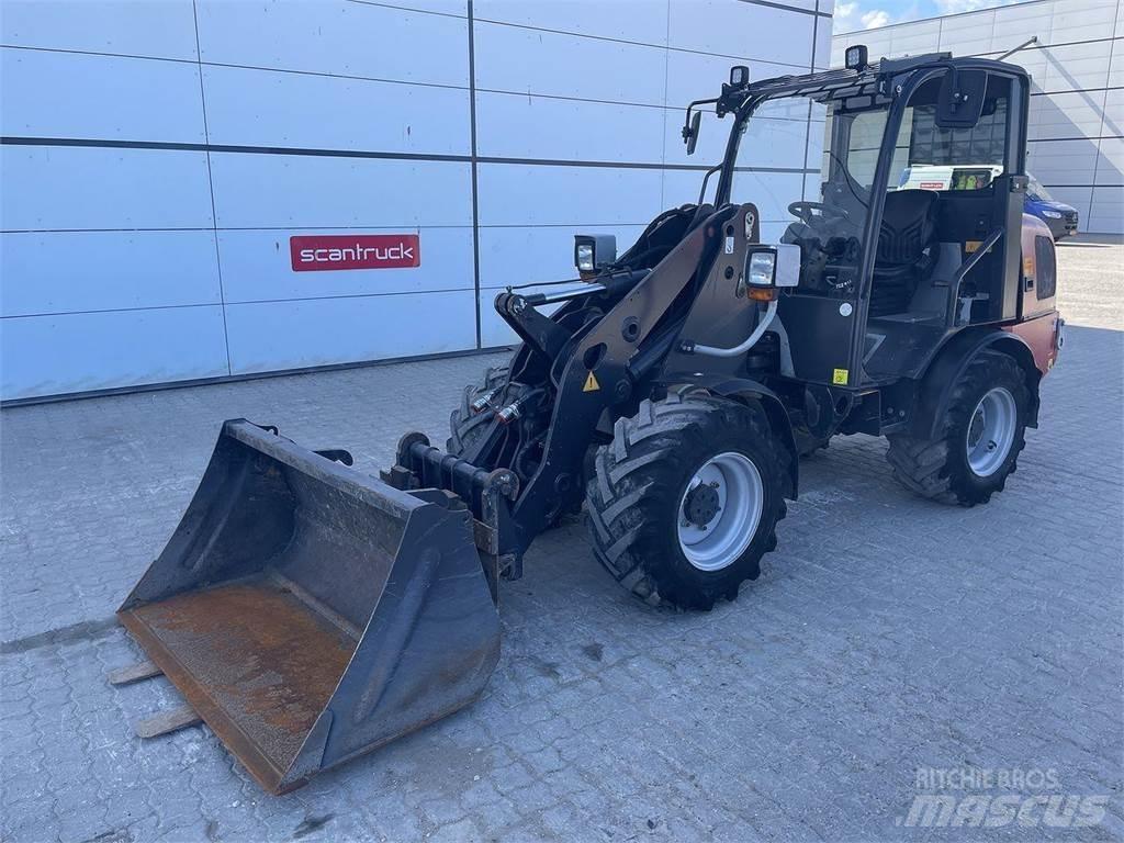 Weidemann 2070 Víceúčelové nakladače