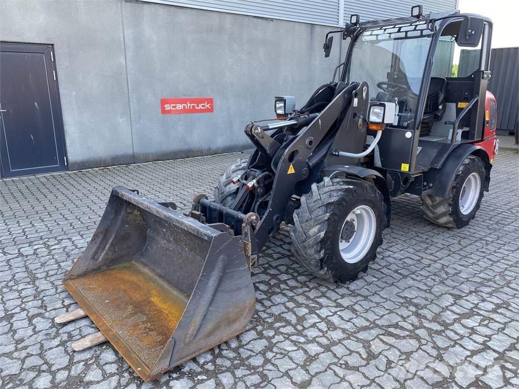 Weidemann 2070 Víceúčelové nakladače