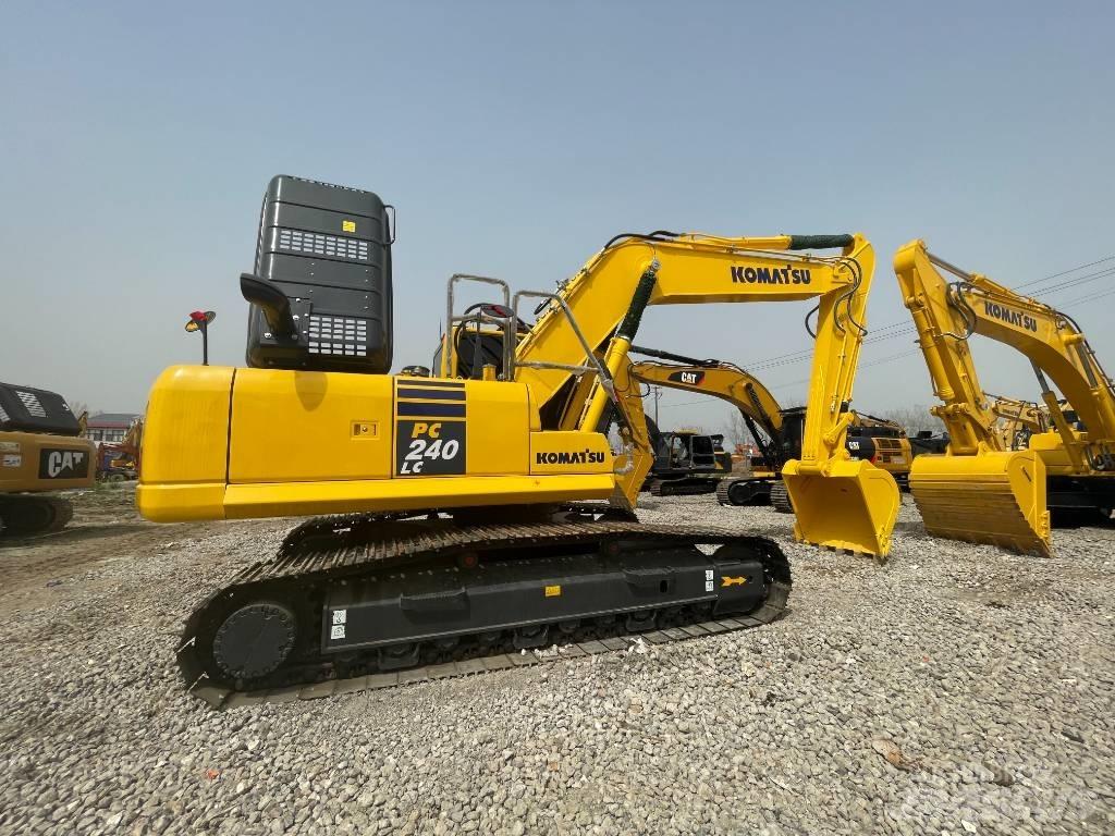 Komatsu PC 240 Pásová rýpadla
