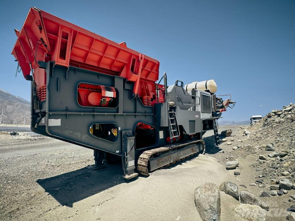 Sandvik QJ 341 Drtící zařízení