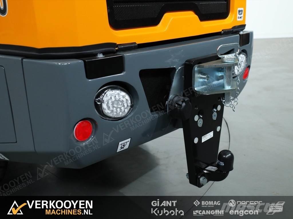 GiANT G3500 Kolové nakladače