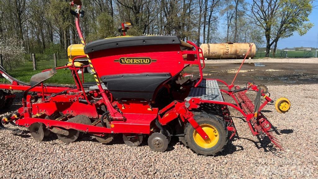 Väderstad Rapid400C Kombinované secí stroje