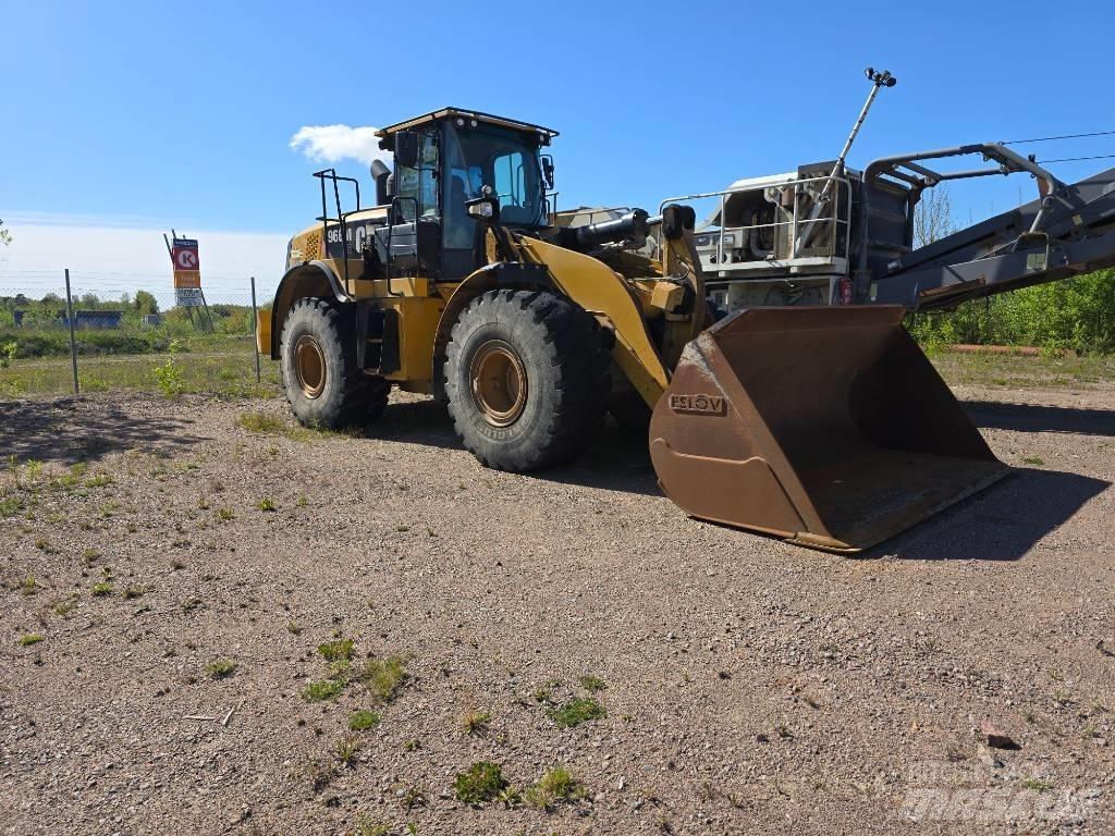 CAT 966 M Kolové nakladače