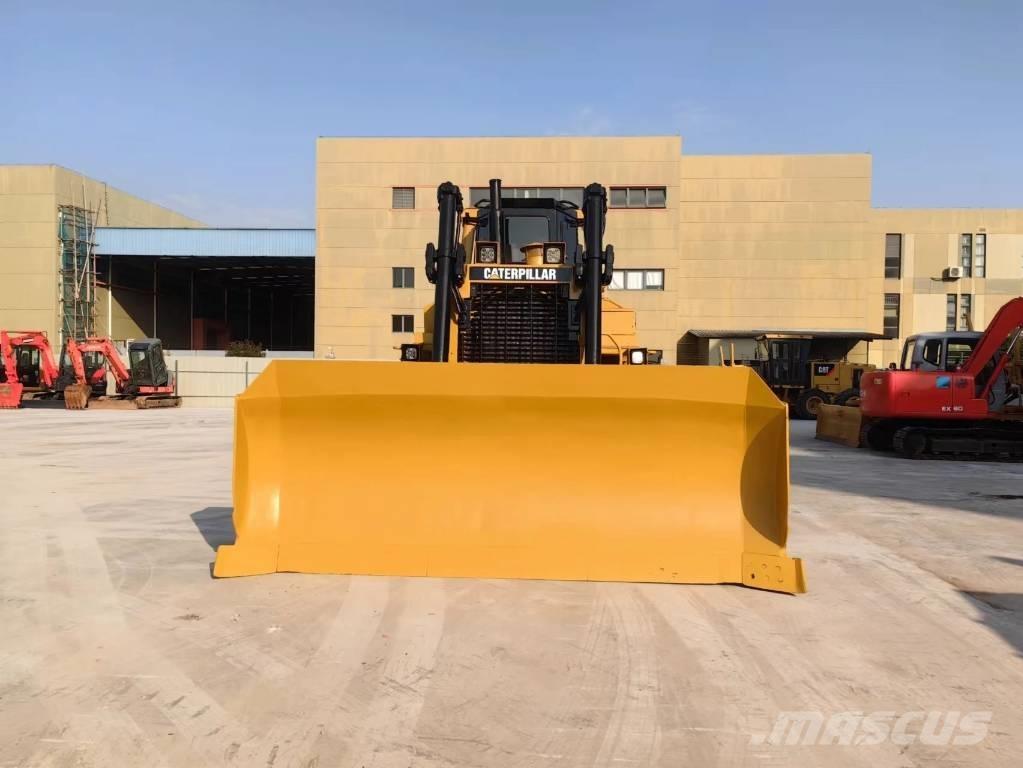 CAT D8R Pásové dozery