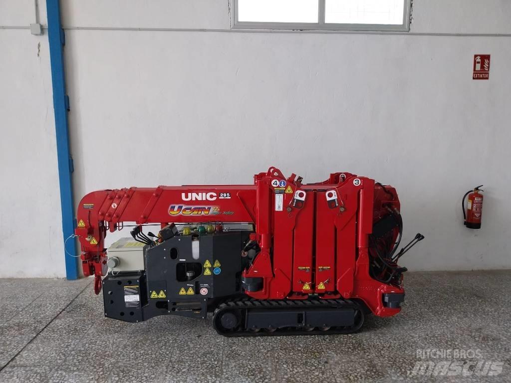 Unic URW 295 Minijeřáby