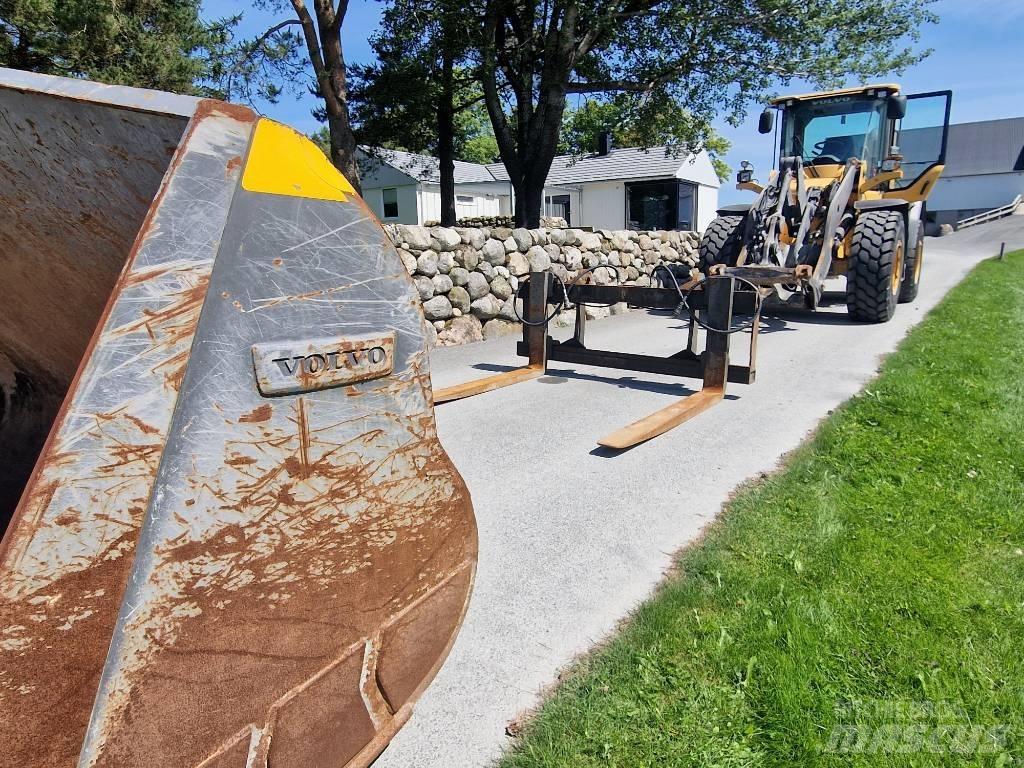 Volvo L 70 G Kolové nakladače