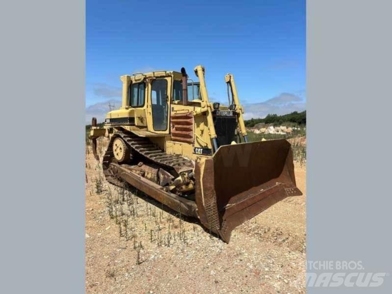 CAT D6H Pásové dozery