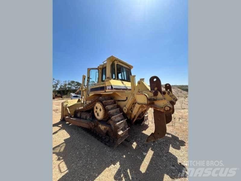 CAT D6H Pásové dozery