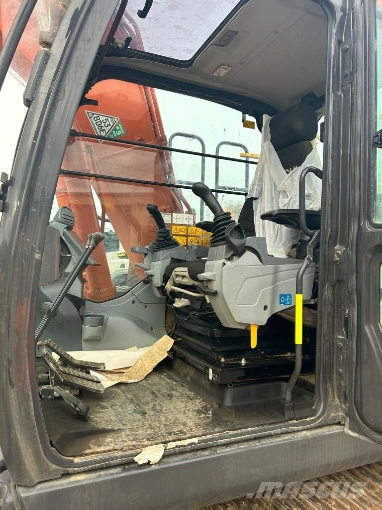 Hitachi ZX130 LCN-7 Pásová rýpadla