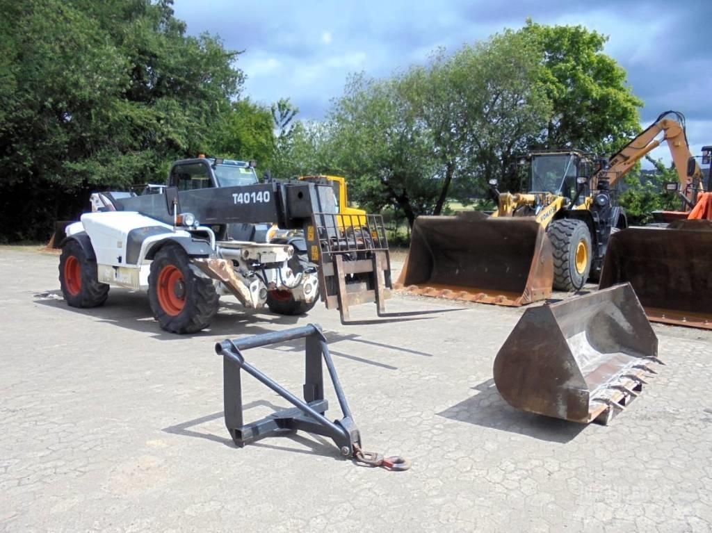 Bobcat T 40.140 Teleskopické manipulátory