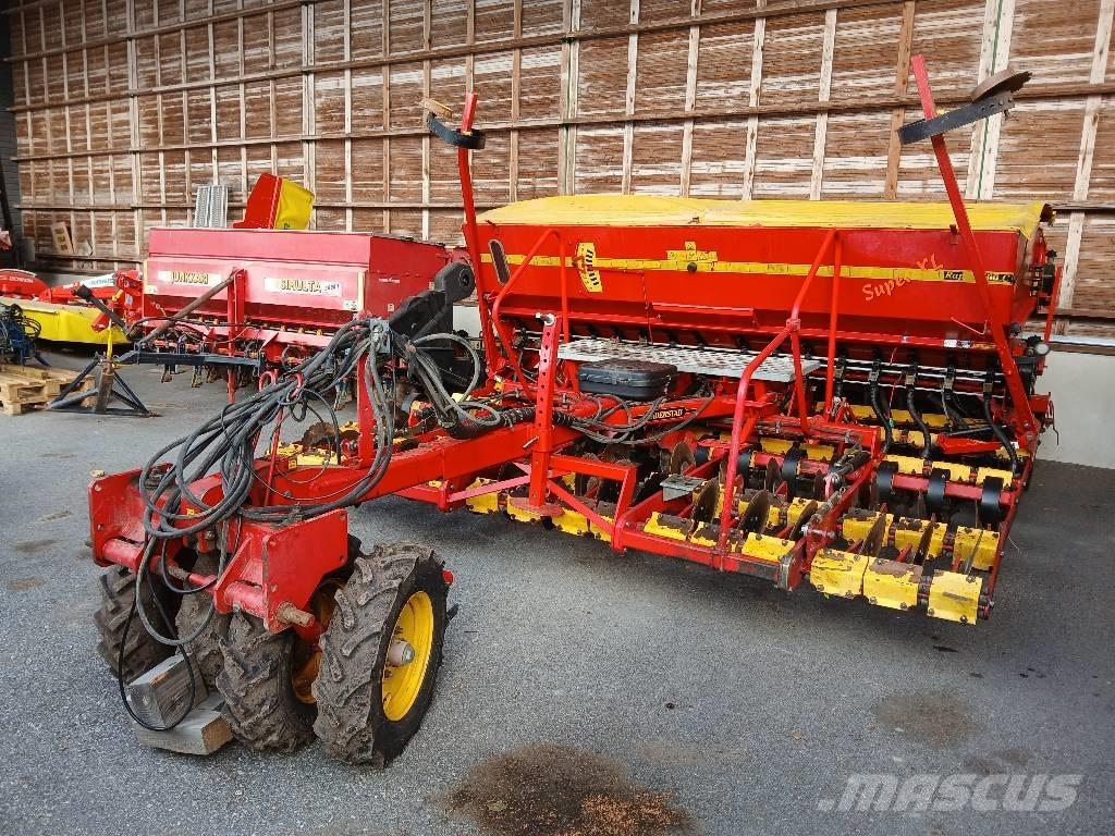 Väderstad Rapid400C Kombinované secí stroje