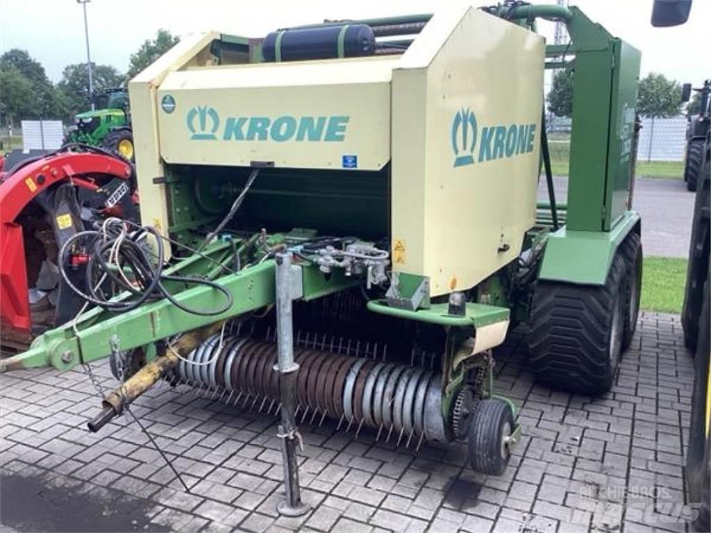 Krone CP 1500 MC Lis na válcové balíky