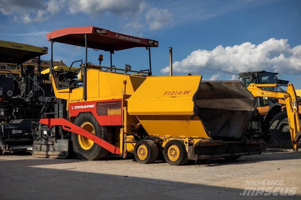 Dynapac F121-4W Finišery