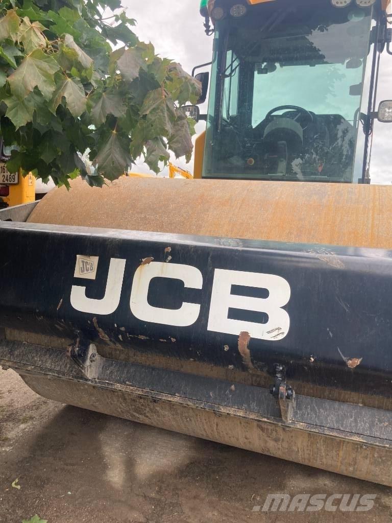 JCB VM137 2015 Tahačové válce