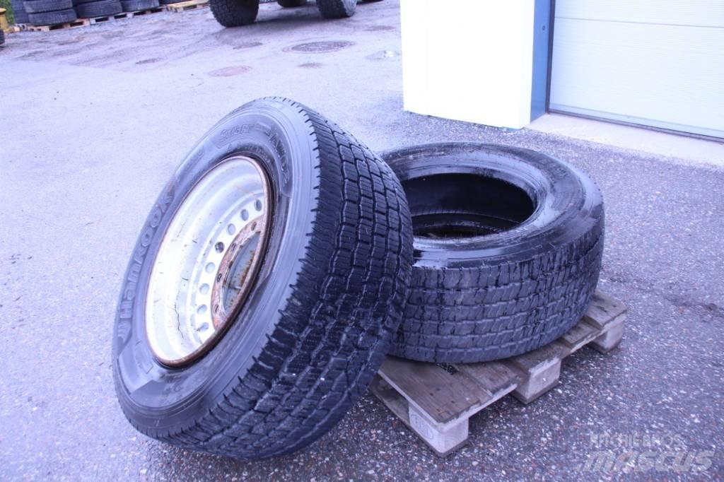 Lastbil Däck Pneumatiky, kola a ráfky