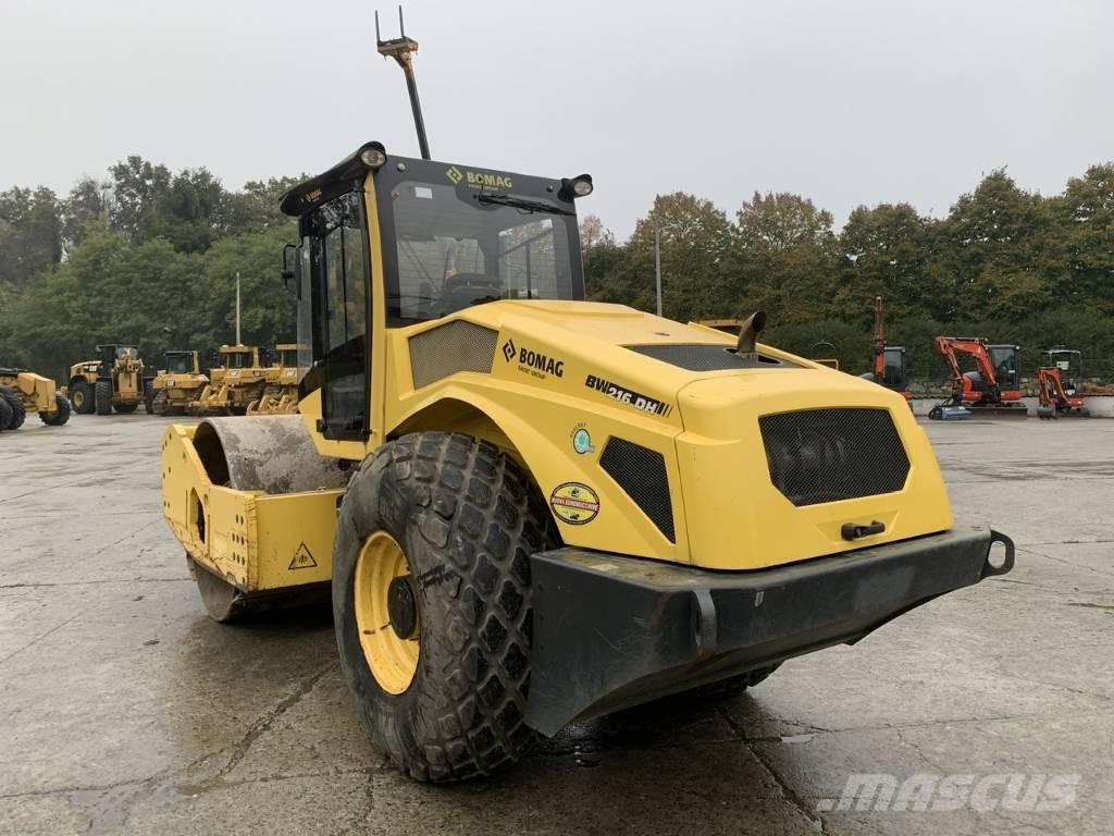Bomag BW 216 D H-5 Tahačové válce