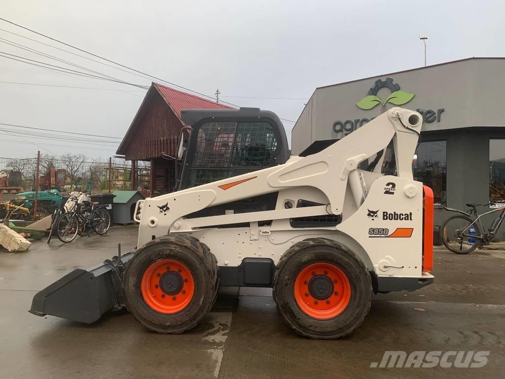 Bobcat S 850 Smykem řízené nakladače