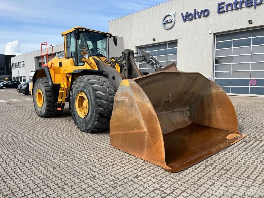 Volvo L220H Kolové nakladače