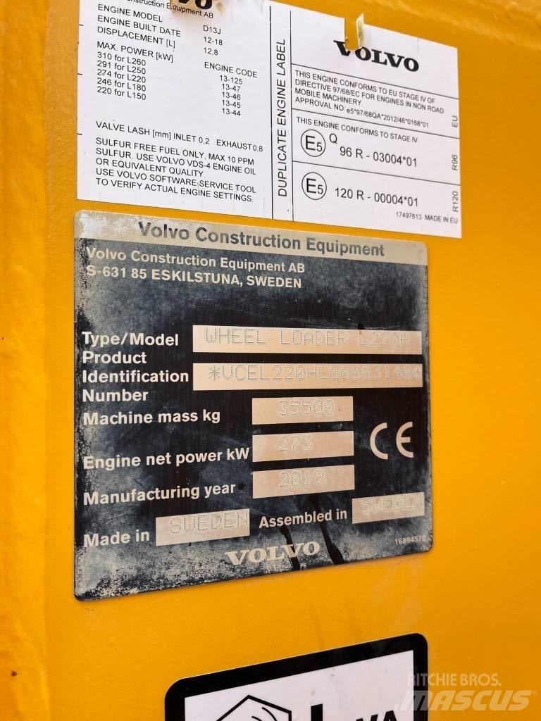 Volvo L220H Kolové nakladače