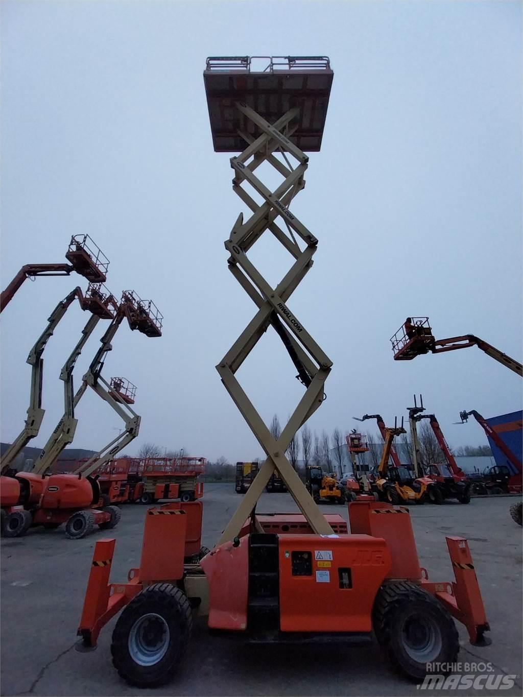 JLG 4394RT Nůžková zvedací plošina