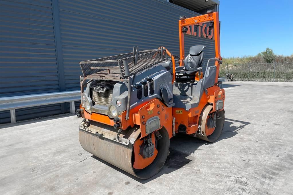 Hamm HD 12 VV Tandemové válce