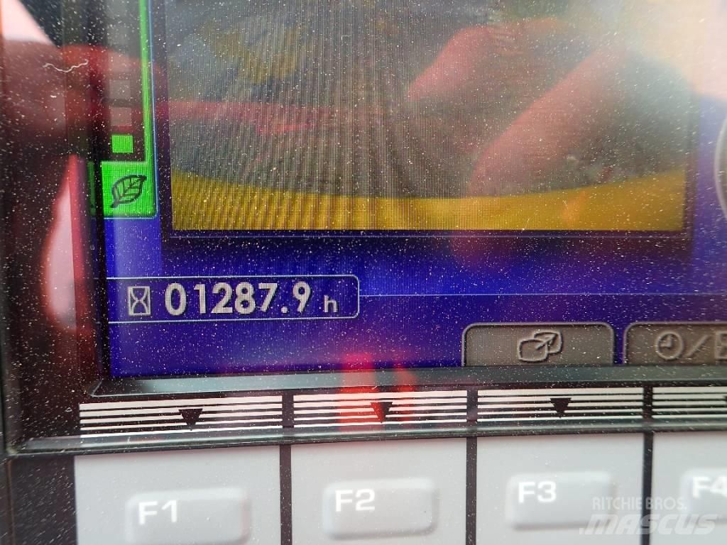 Komatsu PC360LCi-11 Pásová rýpadla