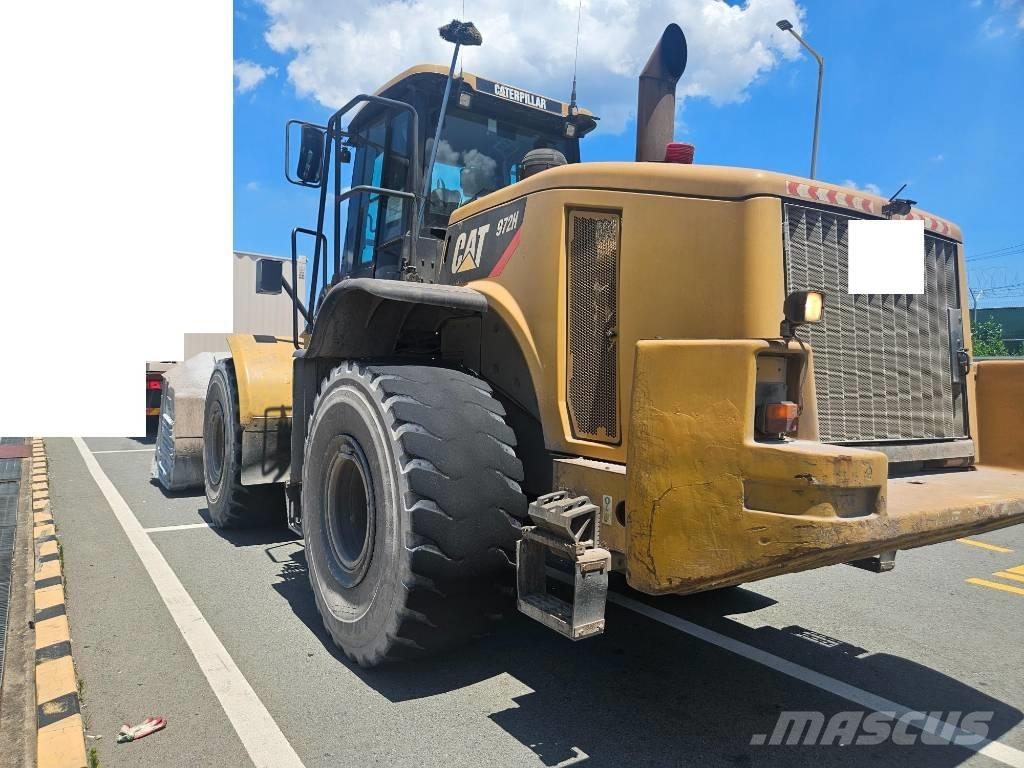 CAT 972H Kolové nakladače