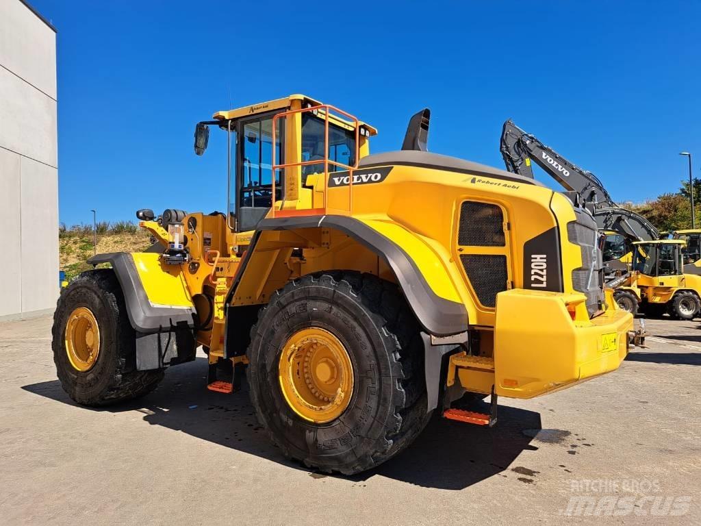 Volvo L 220 H Kolové nakladače