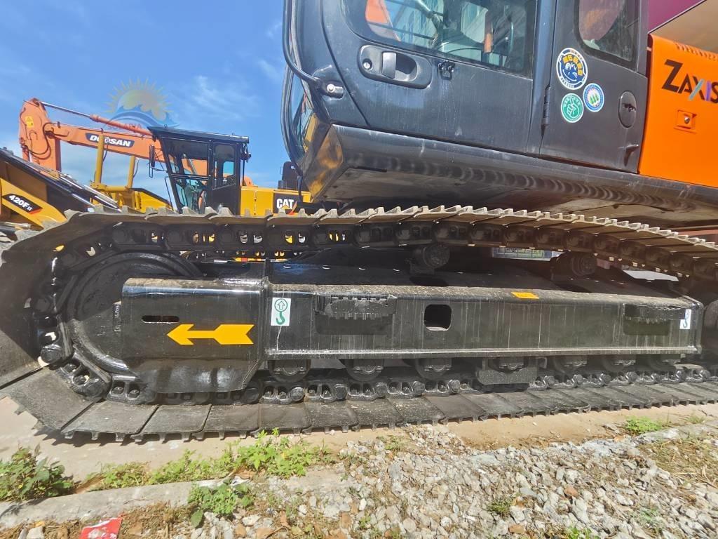 Hitachi ZX 130 Pásová rýpadla