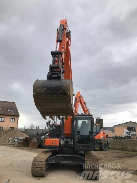 Doosan DX225LC-5 Pásová rýpadla
