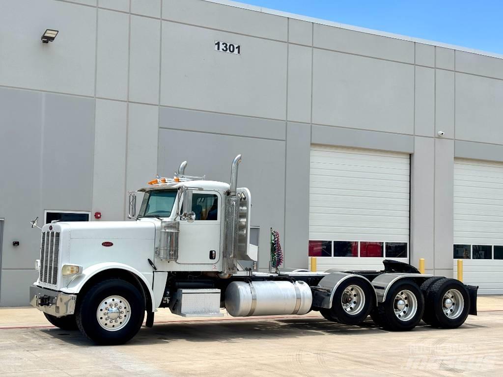 Peterbilt 388 Tahače